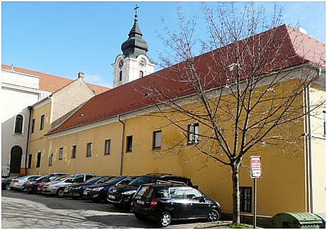 Pécsi kolostor tetőszerkezet felújítása 03